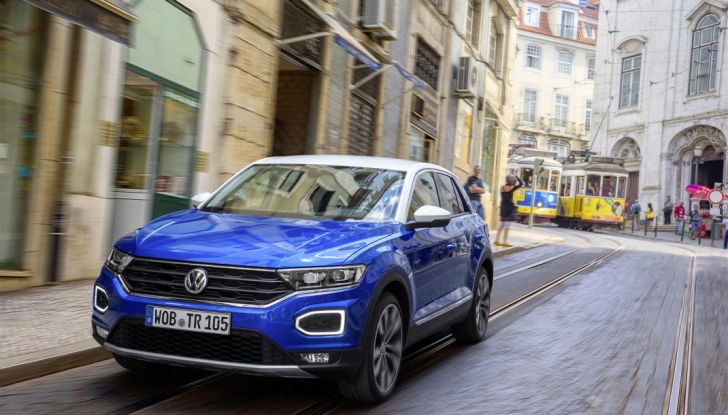 Volkswagen T-Roc e la nuova campagna social con Winnie Harlow - Foto 4 di 39