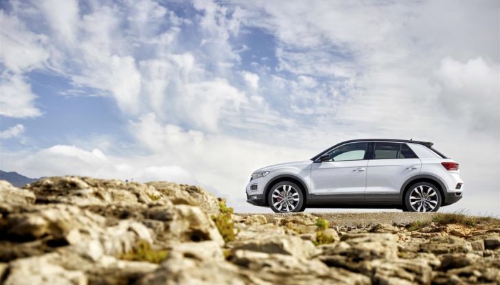 Volkswagen T-Roc e la nuova campagna social con Winnie Harlow - Foto 26 di 39