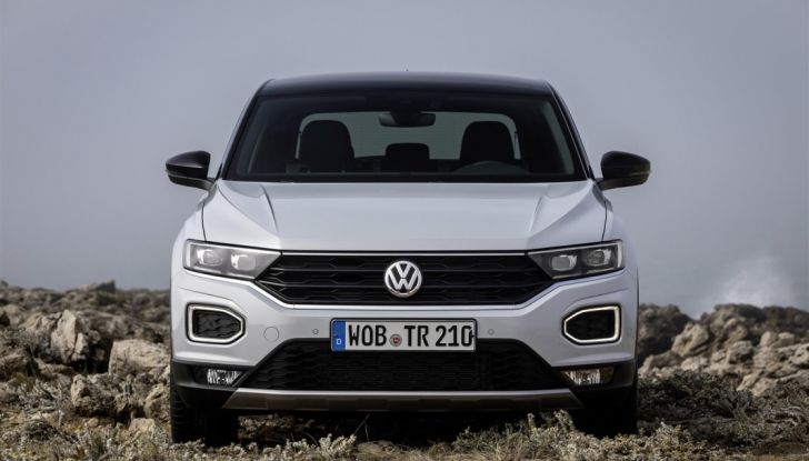 Volkswagen T-Roc e la nuova campagna social con Winnie Harlow - Foto 28 di 39