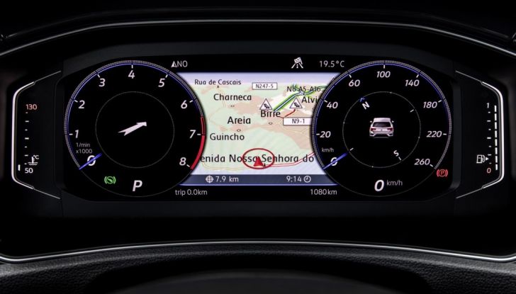 Volkswagen T-Roc e la nuova campagna social con Winnie Harlow - Foto 33 di 39