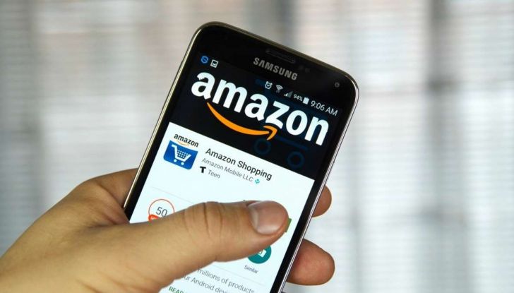 I droni Amazon ora caricano le auto elettriche in movimento - Foto 8 di 13