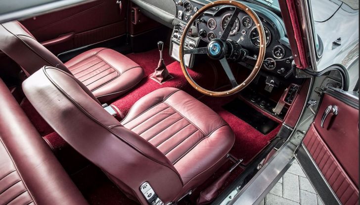 L’Aston Martin DB5 di Paul McCartney batterà quella di James Bond all’asta - Foto 3 di 10