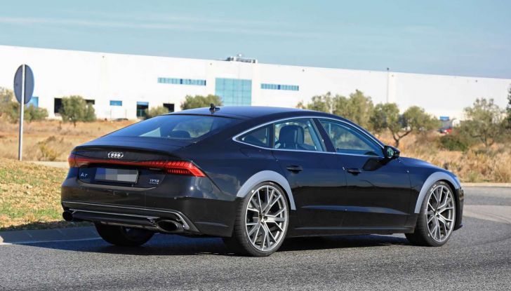 Audi RS7 2018, primi test drive e informazioni tecniche - Foto 13 di 14