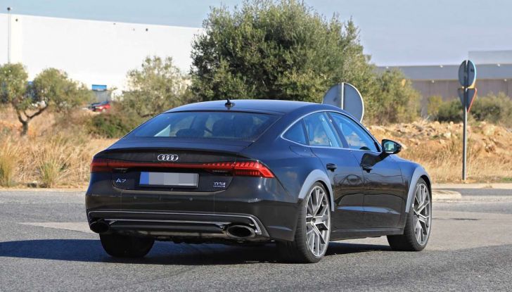 Audi RS7 2018, primi test drive e informazioni tecniche - Foto 14 di 14