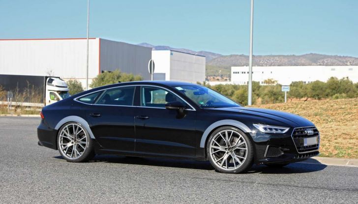 Audi RS7 2018, primi test drive e informazioni tecniche - Foto 11 di 14