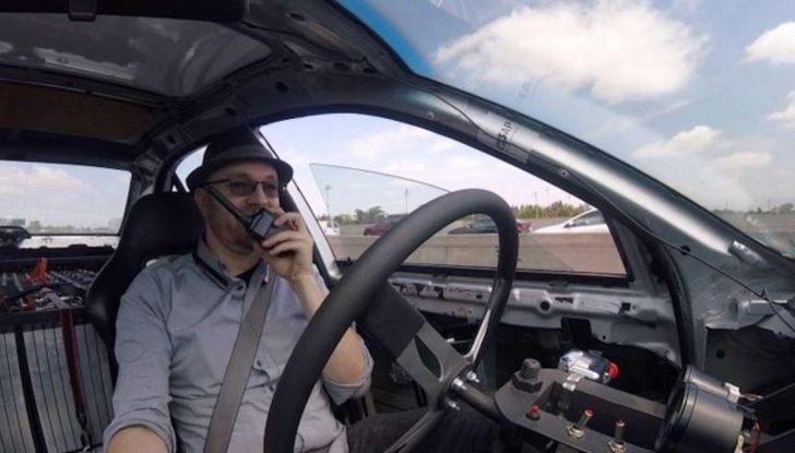 Auto elettrica con materiali riciclati: l’autonomia è da record - Foto 3 di 11