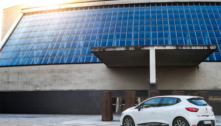 Renault Clio Duel la fashion car Berlina e Sporter sempre più glamour - Foto 13 di 29