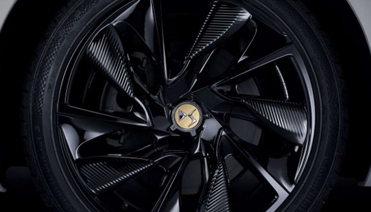 DS5 Prestige, lusso alla francese - Foto 11 di 16