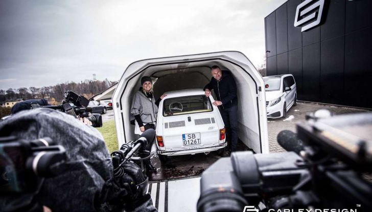 Fiat 126p, un modello unico per l’attore Tom Hanks - Foto 1 di 13