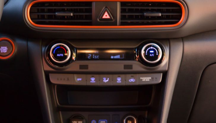 Prova su strada Hyundai Kona: il Crossover 4×4 tra prestazioni e avanguardia - Foto 9 di 19