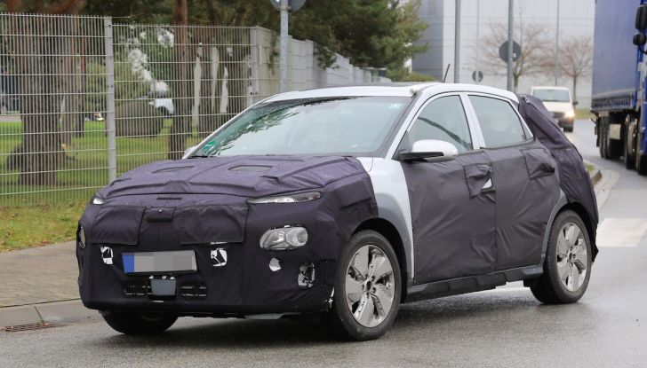 Hyundai Kona EV 2018, il SUV a emissioni zero segue la filosofia Ioniq - Foto 5 di 12