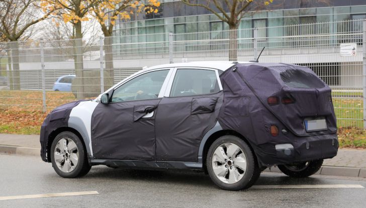 Hyundai Kona EV 2018, il SUV a emissioni zero segue la filosofia Ioniq - Foto 9 di 12