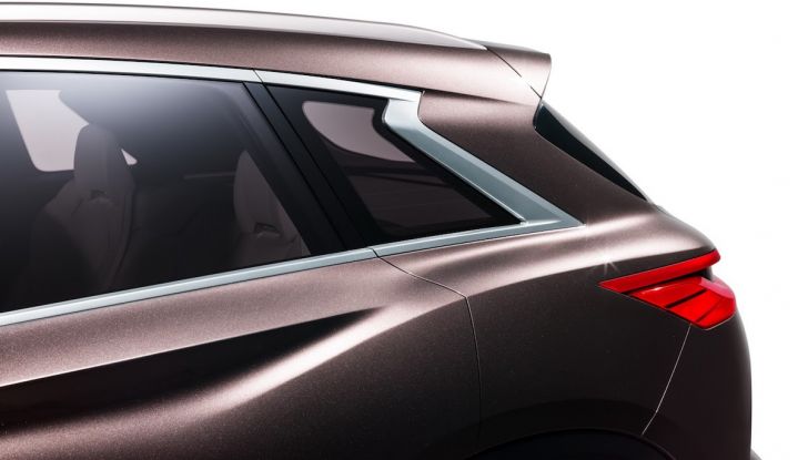 Infiniti QX50, il primo SUV con il turbo a compressione variabile - Foto 22 di 27