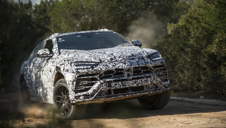 Lamborghini Urus Performante arriva nel 2021 - Foto 23 di 27