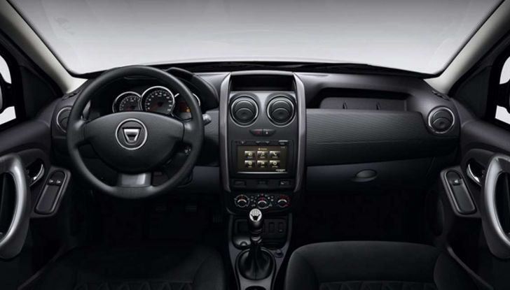 Nuova Dacia Duster prezzi, accessori e allestimenti del SUV cittadino - Foto 10 di 15