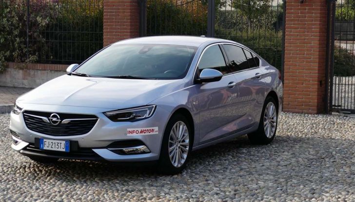 Opel Insignia Grand Sport Innovation 2.0 CDTI 170cv S&S prova su strada - Foto 1 di 34