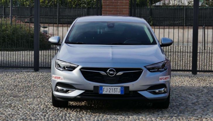 Opel Insignia Grand Sport Innovation 2.0 CDTI 170cv S&S prova su strada - Foto 21 di 34