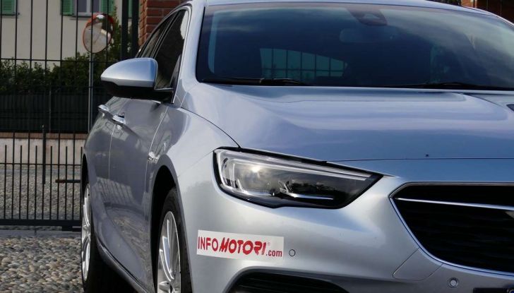 Opel Insignia Grand Sport Innovation 2.0 CDTI 170cv S&S prova su strada - Foto 28 di 34