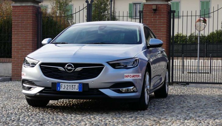 Opel Insignia Grand Sport Innovation 2.0 CDTI 170cv S&S prova su strada - Foto 30 di 34
