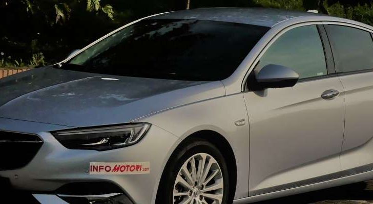 Opel Insignia Grand Sport Innovation 2.0 CDTI 170cv S&S prova su strada - Foto 34 di 34