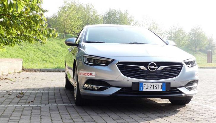 Opel Insignia Grand Sport Innovation 2.0 CDTI 170cv S&S prova su strada - Foto 4 di 34