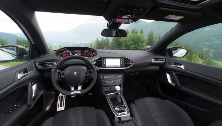 Peugeot Serie 3 2017, le soluzioni tecniche che hanno cambiato il gioco - Foto 2 di 20