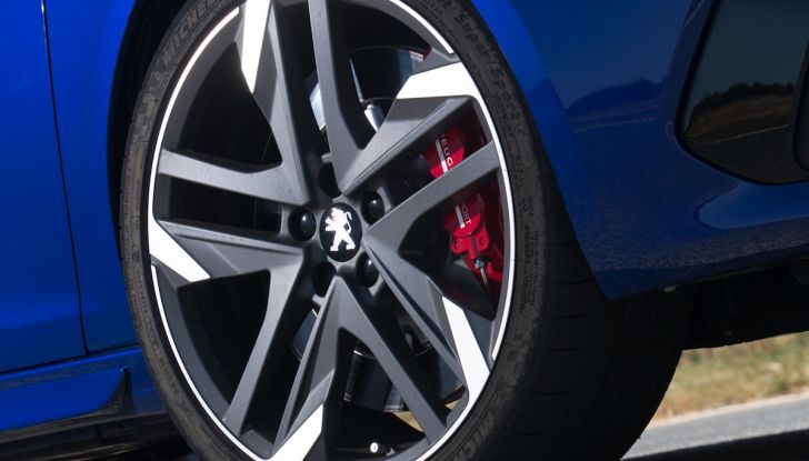 La nuova Peugeot 308 GTi by PS con Peugeot & Friends - Foto 12 di 26