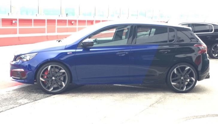 La nuova Peugeot 308 GTi by PS con Peugeot & Friends - Foto 21 di 26