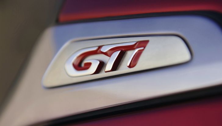 Peugeot GTi: storia di una sigla dedicata alle corse - Foto 2 di 11
