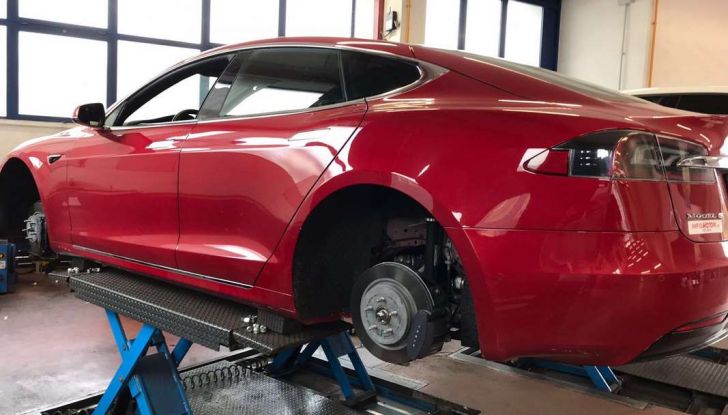 Pneumatici invernali anche sulle auto elettriche: Michelin Alpin è il top - Foto 13 di 28