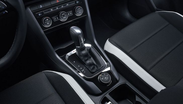 Volkswagen T-Roc di Garage Italia per Black Friday e Cyber Monday di Amazon - Foto 7 di 17