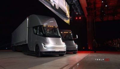 Tesla Semi Truck, il camion elettrico che rivoluziona i trasporti