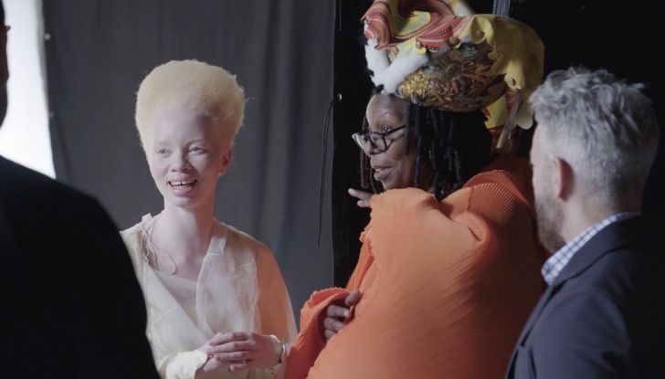 Il Calendario Pirelli 2018 di Tim Walker, Paese delle Meraviglie e Black Power - Foto 16 di 19