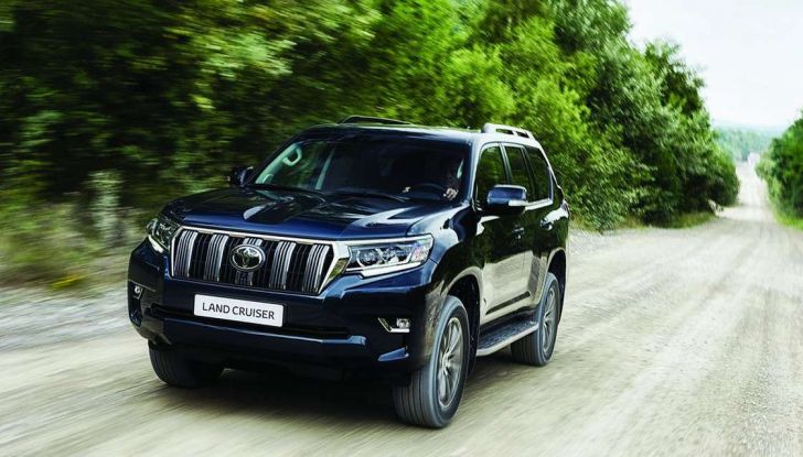 Toyota Land Cruiser restyling 2018, informazioni e dati tecnici - Foto 14 di 17