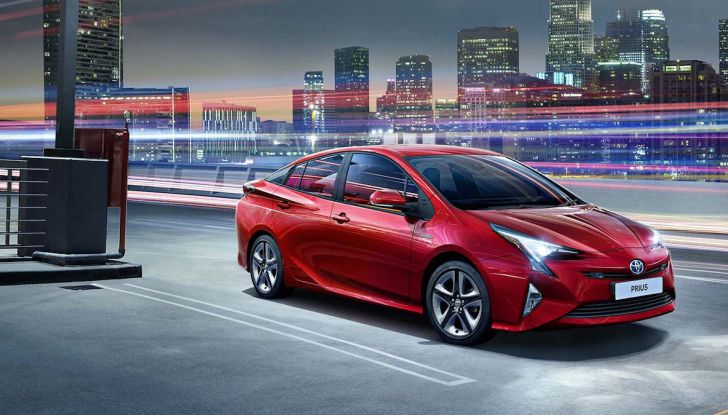 Toyota: motori a combustione come Diesel e benzina moriranno entro il 2050 - Foto 2 di 9