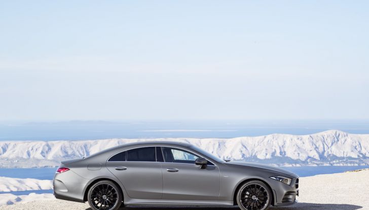Mercedes CLS 2018: nuovo stile, stessa ricercatezza - Foto 17 di 33