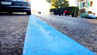 Strisce blu, alterare l’orario dello scontrino è reato