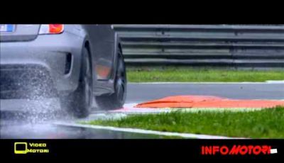 Abarth 695 biposto prestazioni estreme