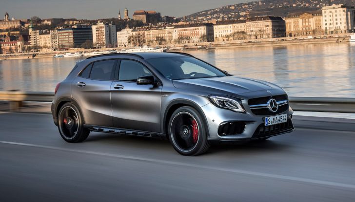 I 10 SUV premium più sportivi e veloci al mondo - Foto 3 di 10