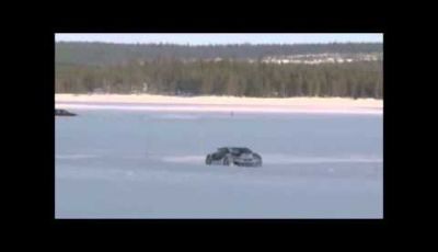 BMW i8 video spia test sul ghiaccio