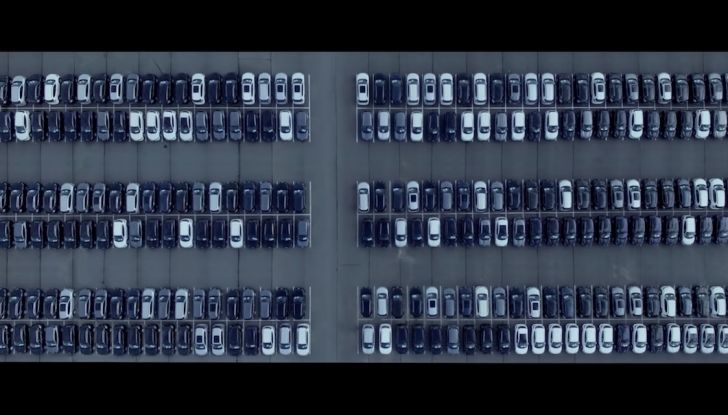 Alfa Romeo sfida Audi e le tedesche in un nuovo spot di Stelvio [Video] - Foto 2 di 10