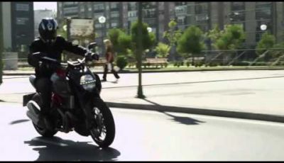 Ducati Diavel video ufficiale