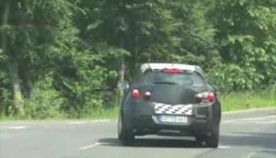 Video Opel Astra GTC Spy