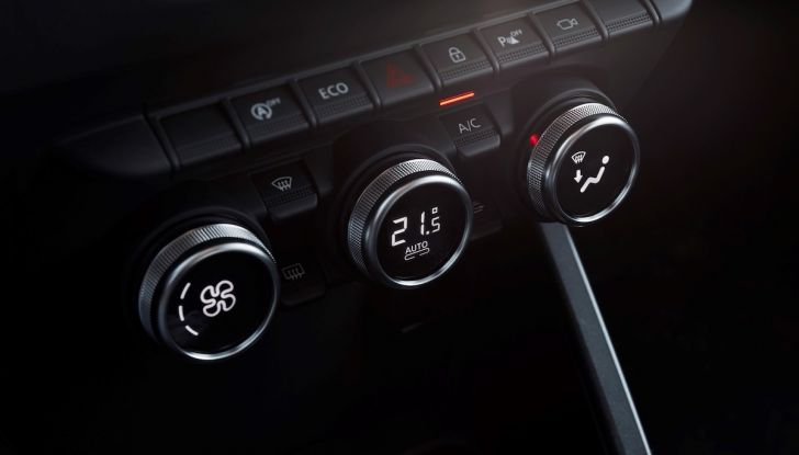 Dacia, oltre 1 milione di esemplari venduti in Francia - Foto 30 di 49