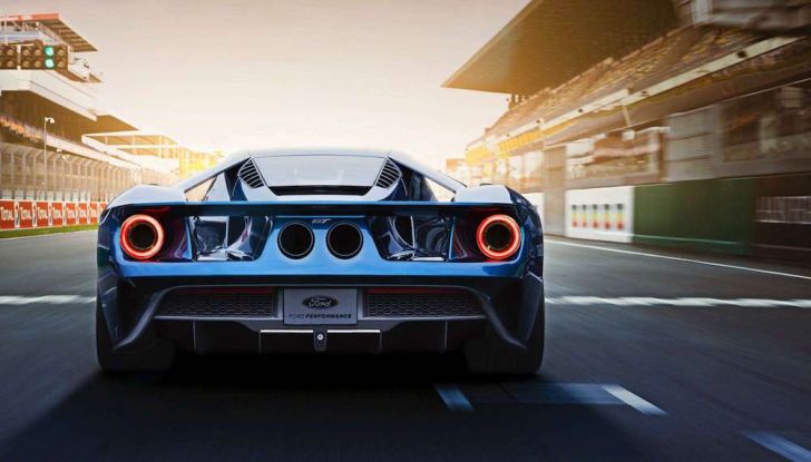 John Cena denunciato dopo aver venduto la sua Ford GT 2016 - Foto 7 di 13