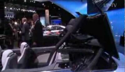 Video Mercedes Classe E Cabrio – Detroit