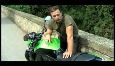 Video Kawasaki Z750 – Test Drive