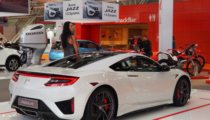 Le supercar e le ragazze più belle del Motor Show 2017 - Foto 27 di 58