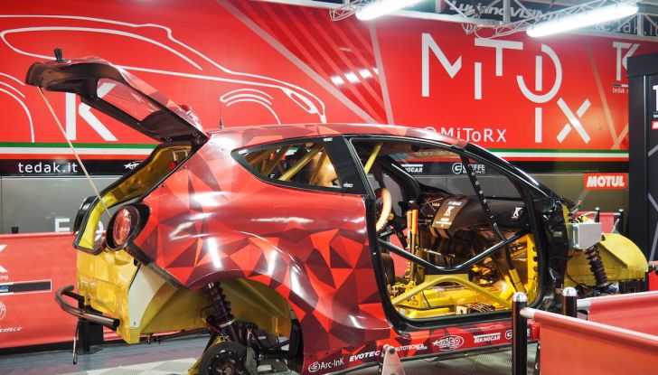 Le supercar e le ragazze più belle del Motor Show 2017 - Foto 43 di 58