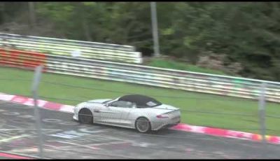 Aston Martin Vanquish Volante